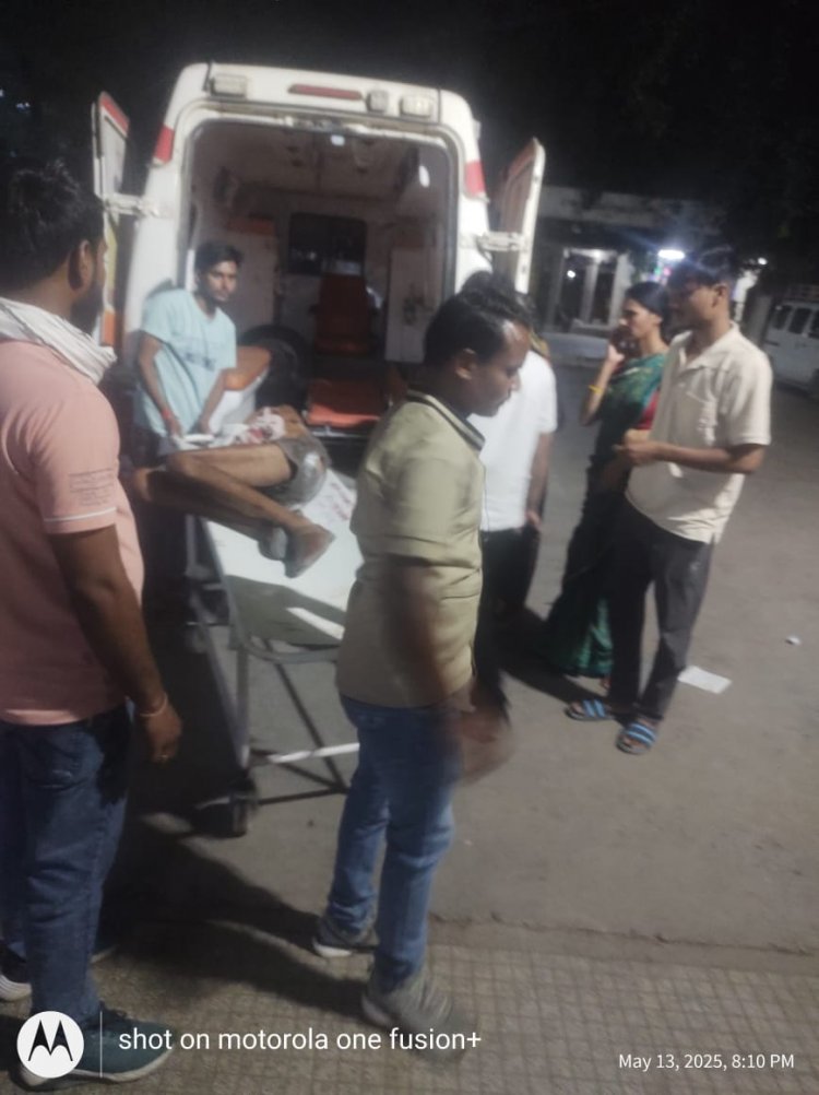संजय गांधी अस्पताल की इस नई व्यवस्था ने खींचा सबका ध्यान, अब एम्बुलेंस के आते ही पहुंच जाते हैं स्ट्रेचर ब्वाय