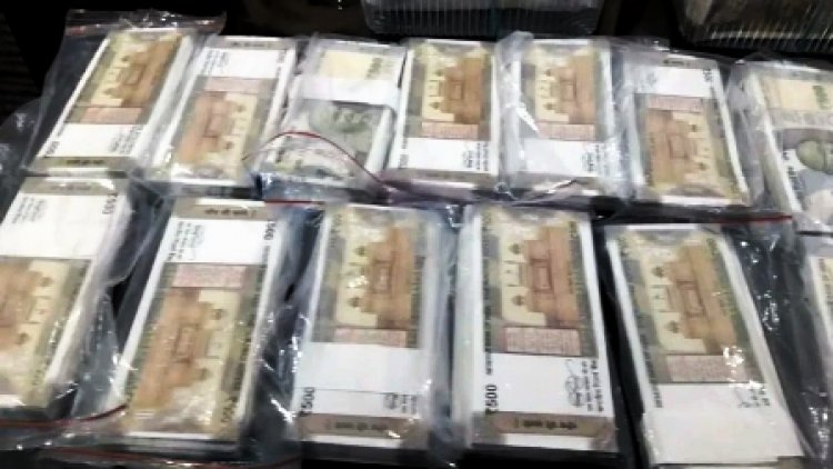 किराए के मकान में छाप रहे थे नोट, पुलिस ने मारी रेड तो उड़ गए होश, 18 लाख के नकली नोट मिले