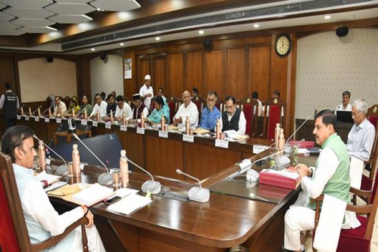 मप्र में होने वाली हैं बम्पर भर्तियां, मंत्रि परिषद की बैठक में मिली हरी झंडी, अकेले बिजली विभाग में 50 हजार भर्तियां होंगी और जाने किस विभाग में पद हुए स्वीकृत