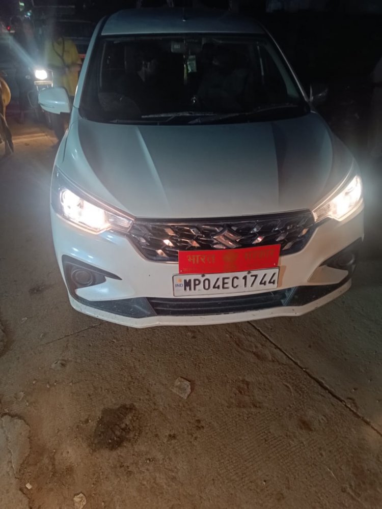 मुकुंदपुर में नकली अधिकारी बन कर लोगों को ठगने में लगे थे, पुलिस ने 4 को पकड़ा इसमें एक रीवा का भी निकला युवक