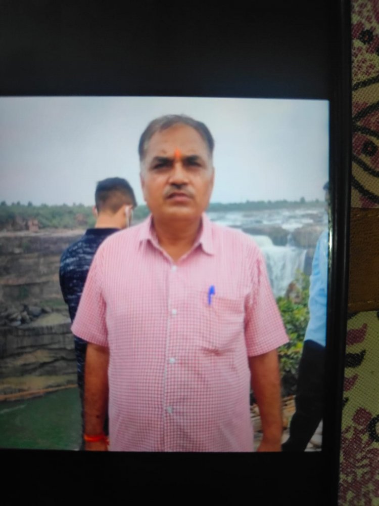 विस में मामला उठने के पहले ही बदल गई डीईओ की कुर्सी, अब यह प्राचार्य बने रीवा के नए जिला शिक्षा अधिकारी